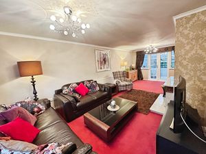 Lounge- click for photo gallery